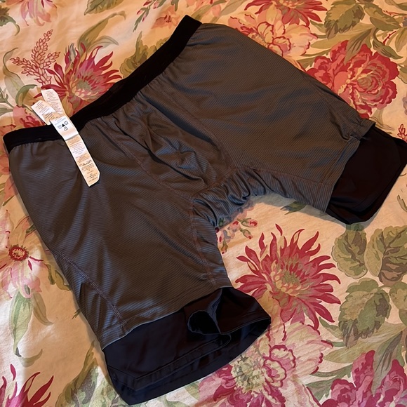 PATAGONIA size Large Board Short Swim Trunk Classic Black Lined Pockets $69 NEW - Picture 13 of 16